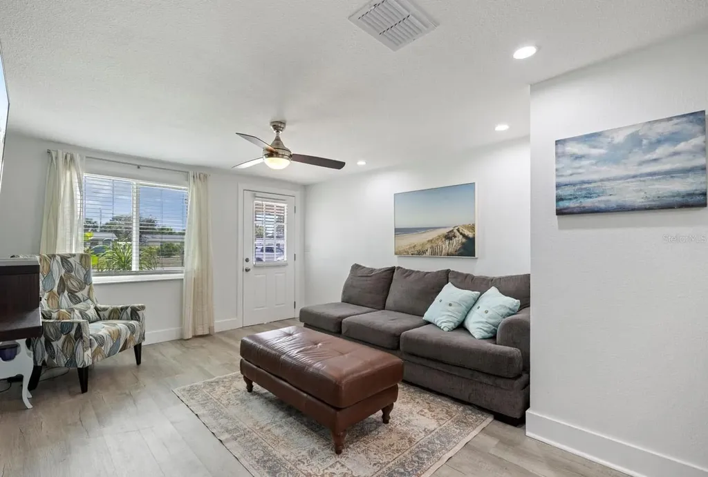324 E Green Street Englewood FL 34223