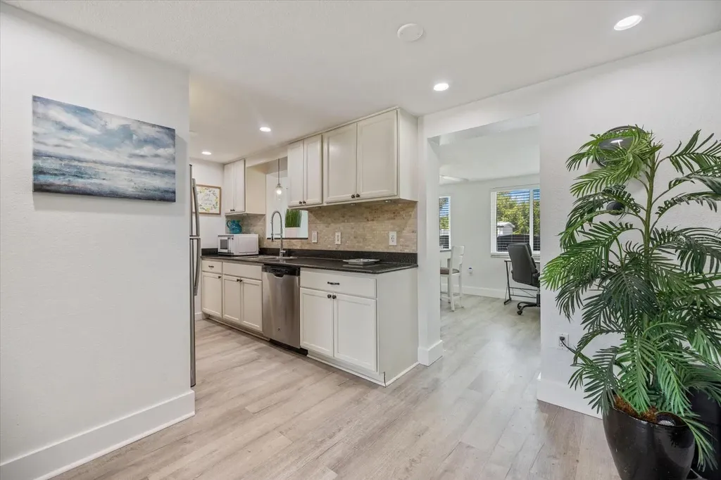 324 E Green Street Englewood FL 34223