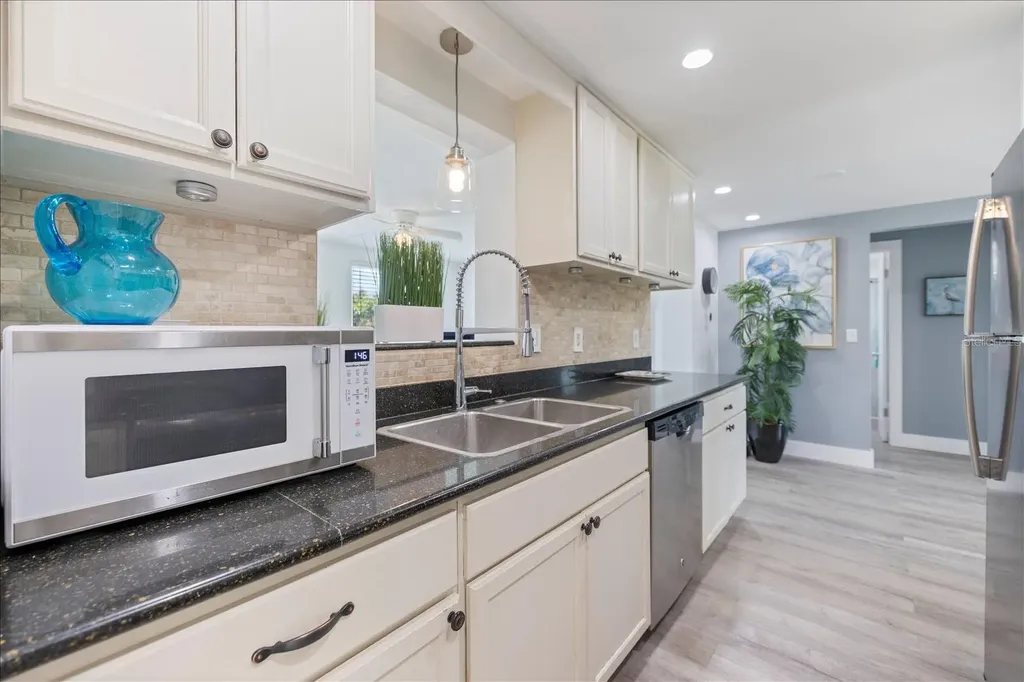 324 E Green Street Englewood FL 34223