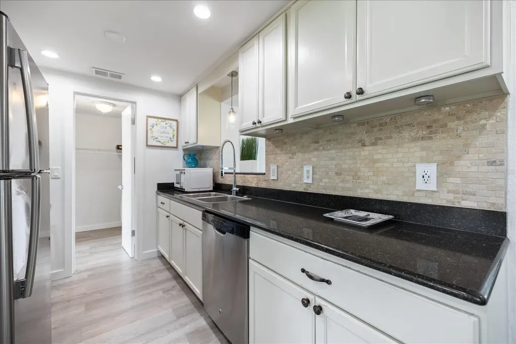 324 E Green Street Englewood FL 34223
