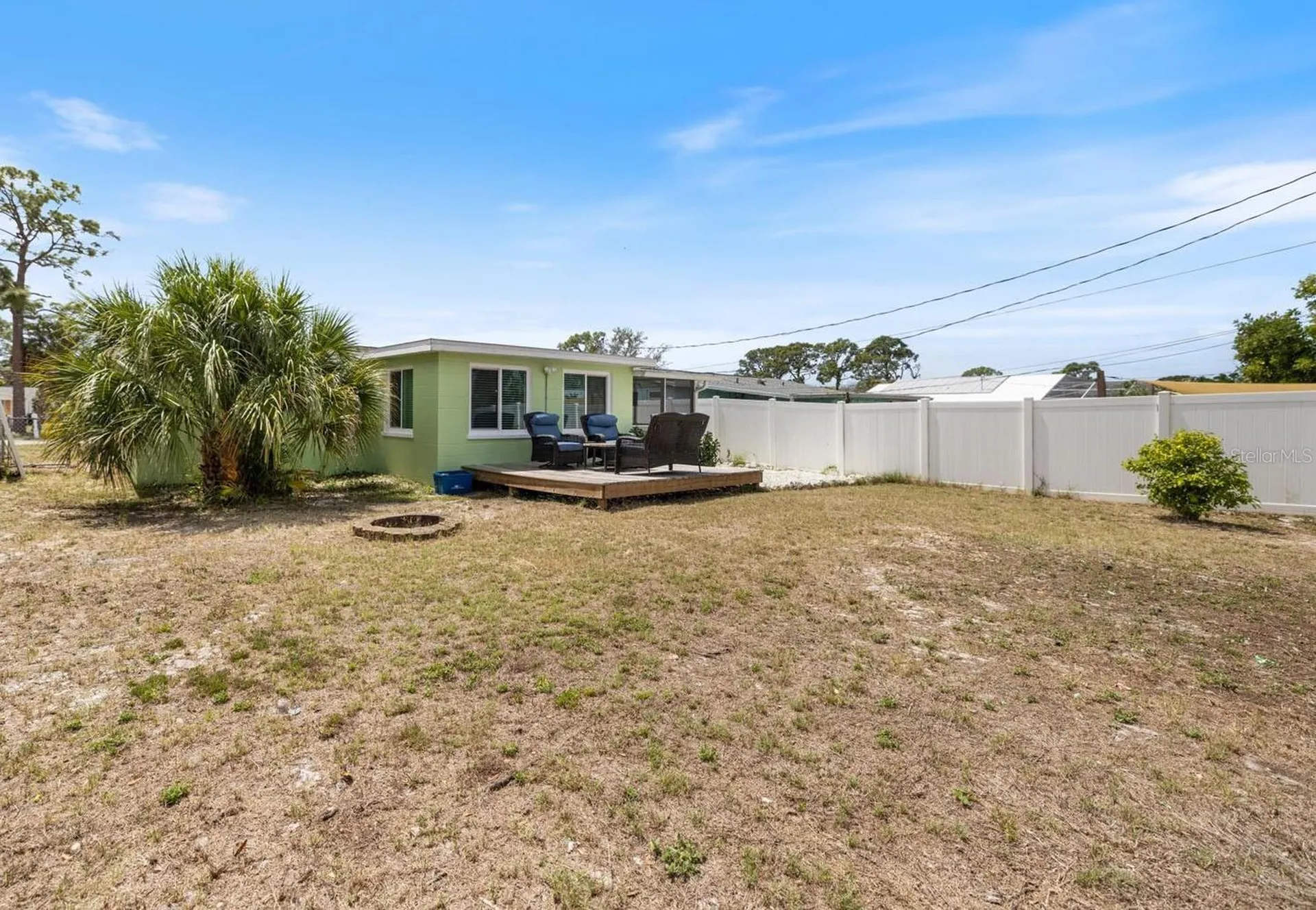 324 E Green Street Englewood FL 34223