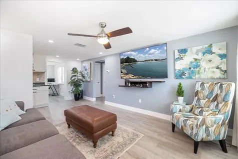 324 E Green Street Englewood FL 34223