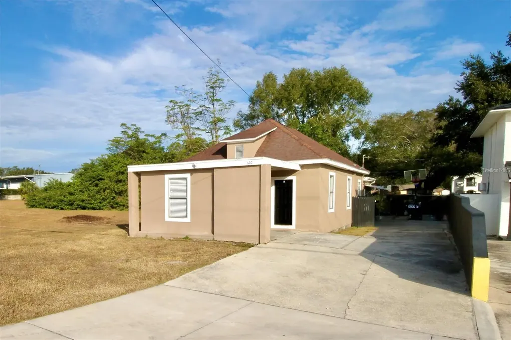 610 Dundee Road Dundee FL 33838
