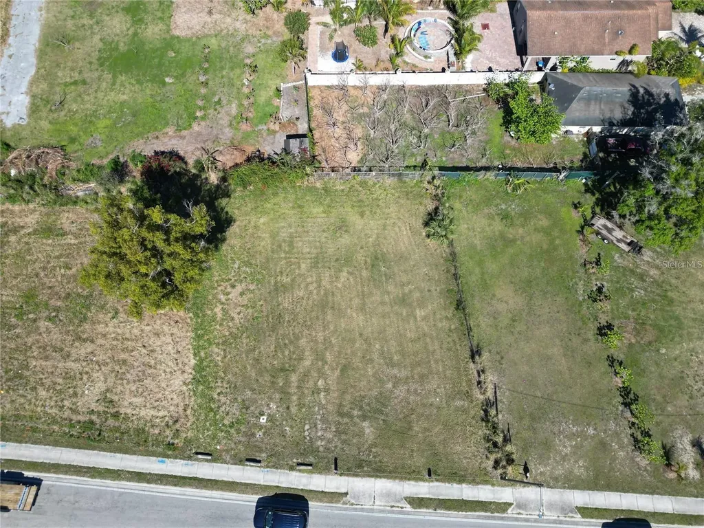 205 Snively Avenue Eloise FL 33880