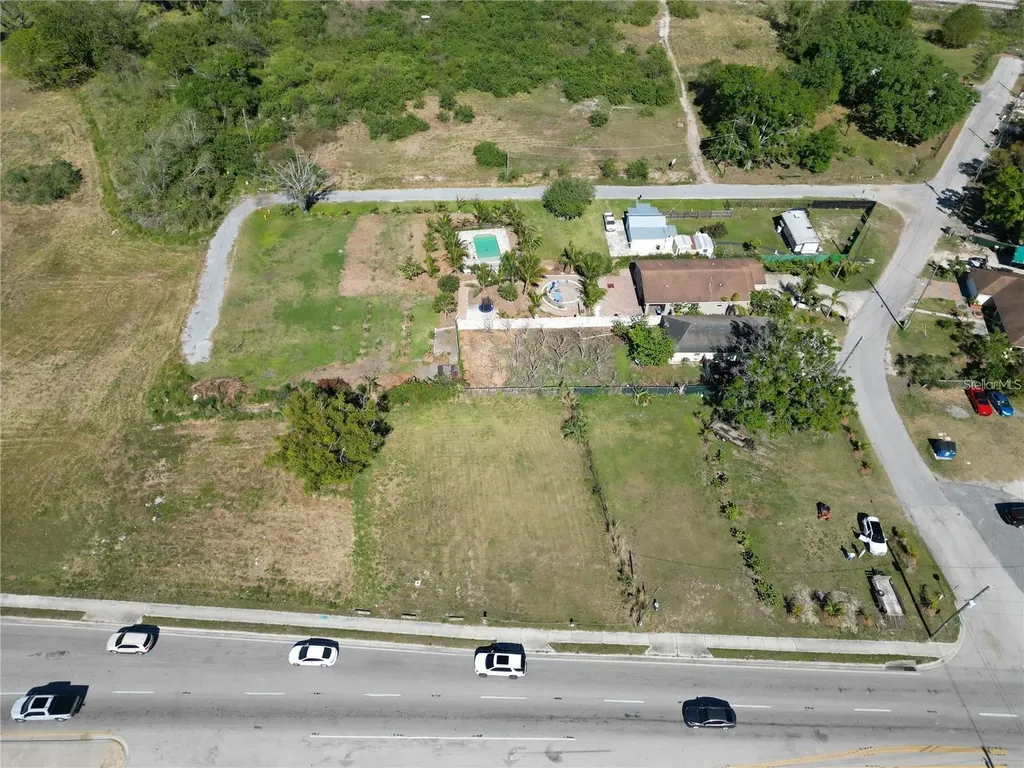 205 Snively Avenue Eloise FL 33880