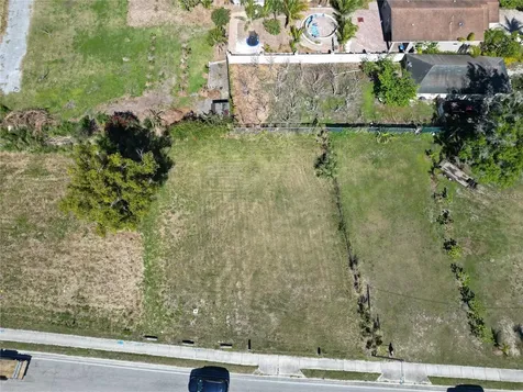 205 Snively Avenue Eloise FL 33880