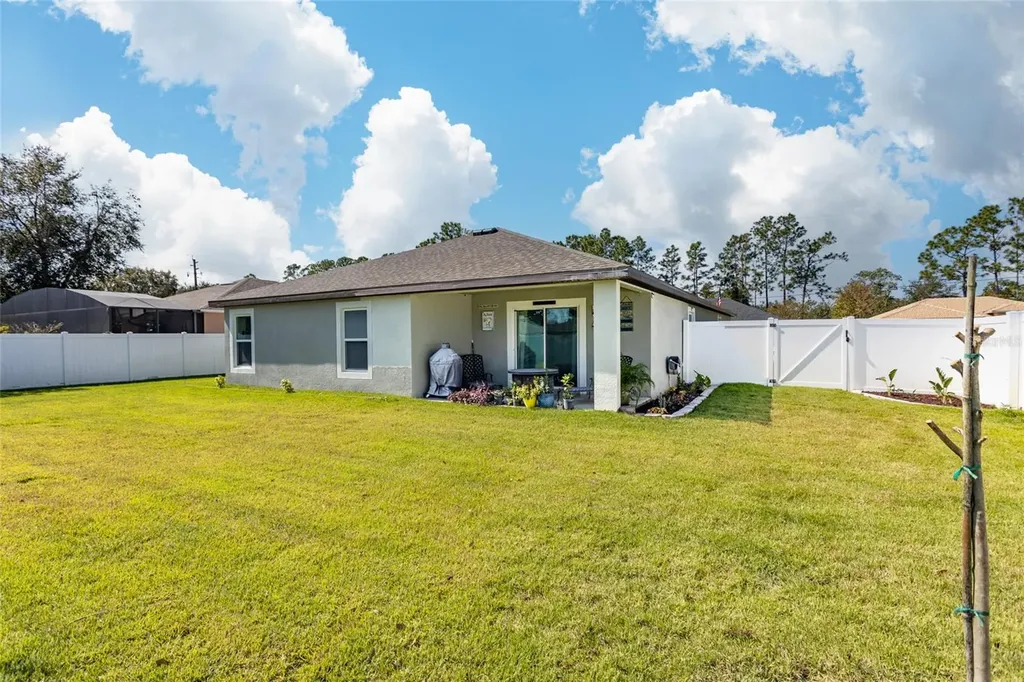 35 Rollins Lane Palm Coast FL 32164