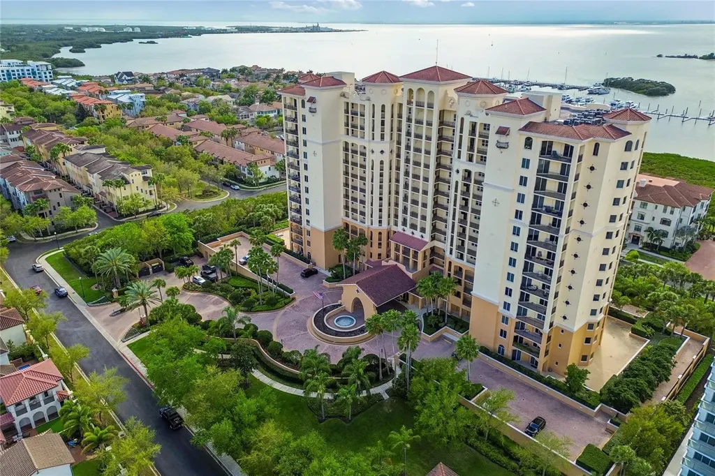5823 Bowen Daniel Drive Tampa FL 33616