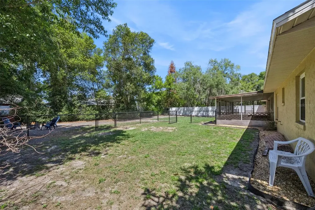 80 Whitcomb Avenue Umatilla FL 32784