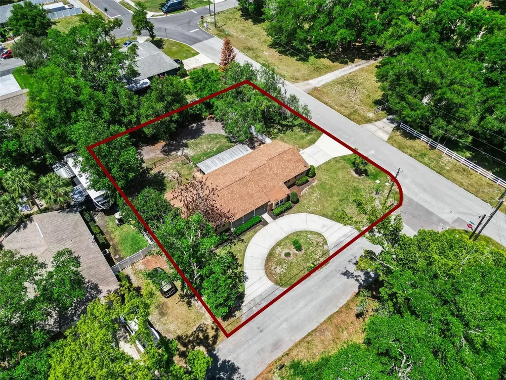 80 Whitcomb Avenue Umatilla FL 32784
