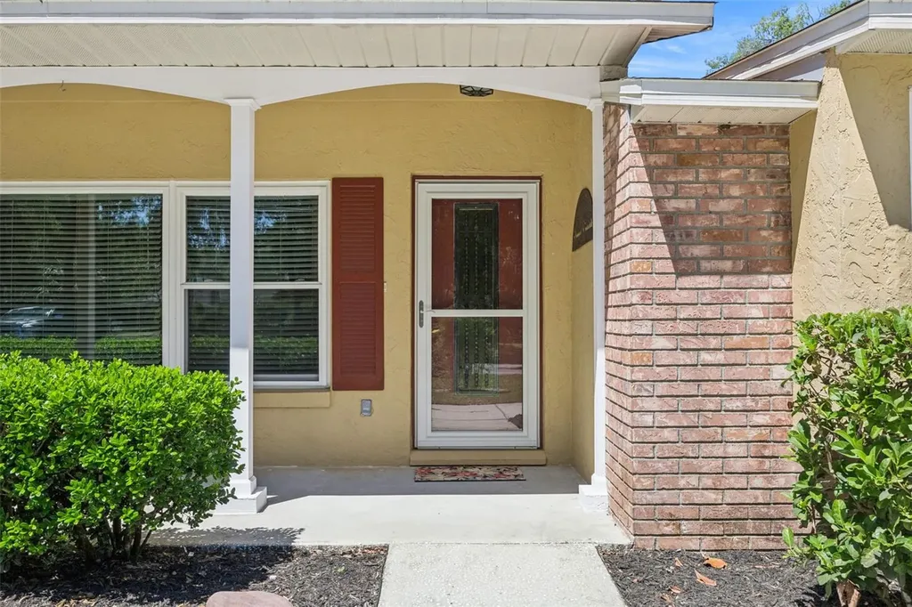 80 Whitcomb Avenue Umatilla FL 32784