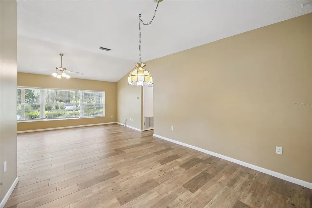 80 Whitcomb Avenue Umatilla FL 32784