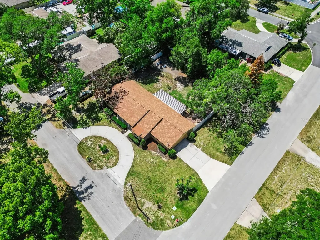 80 Whitcomb Avenue Umatilla FL 32784
