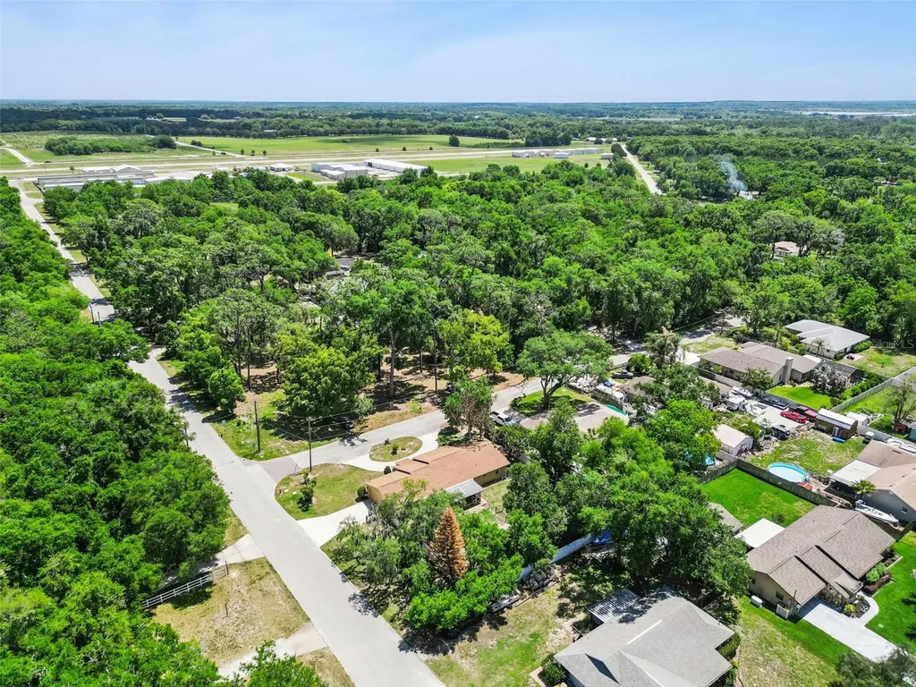 80 Whitcomb Avenue Umatilla FL 32784