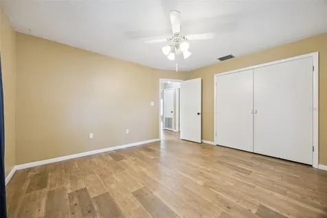 80 Whitcomb Avenue Umatilla FL 32784