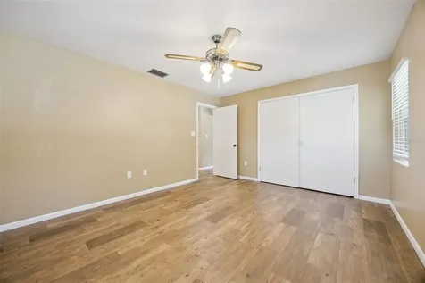 80 Whitcomb Avenue Umatilla FL 32784