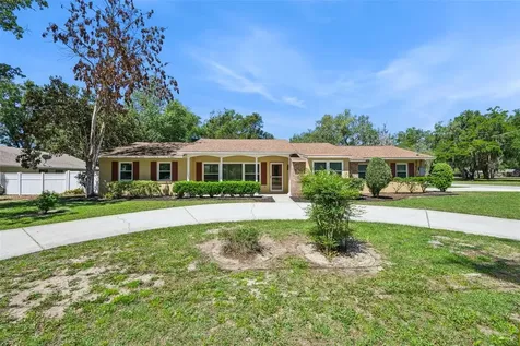 80 Whitcomb Avenue Umatilla FL 32784
