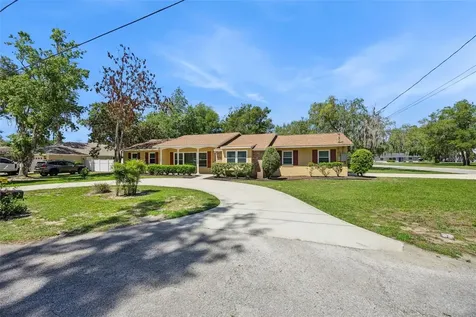 80 Whitcomb Avenue Umatilla FL 32784
