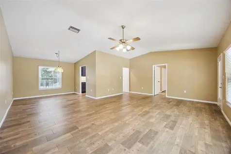 80 Whitcomb Avenue Umatilla FL 32784