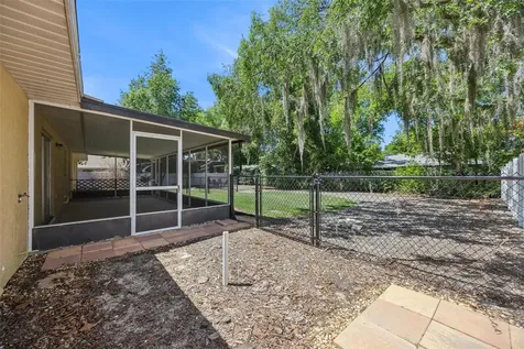 80 Whitcomb Avenue Umatilla FL 32784
