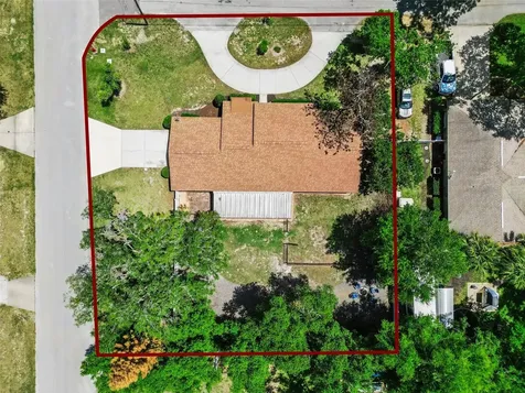 80 Whitcomb Avenue Umatilla FL 32784