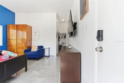 56 Calle F Krug Condado San Juan PR 00907