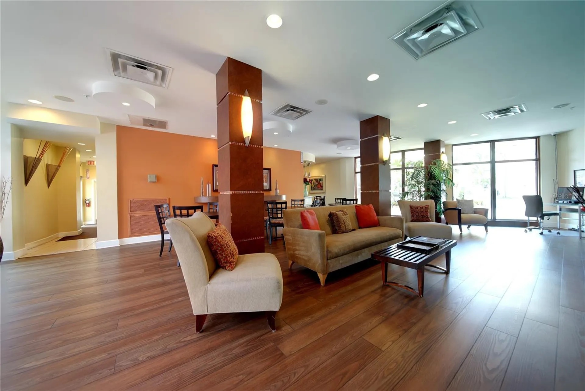 470 3rd Street S St Petersburg FL 33701