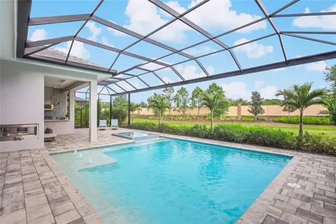 8560 Pavia Way Bradenton FL 34202