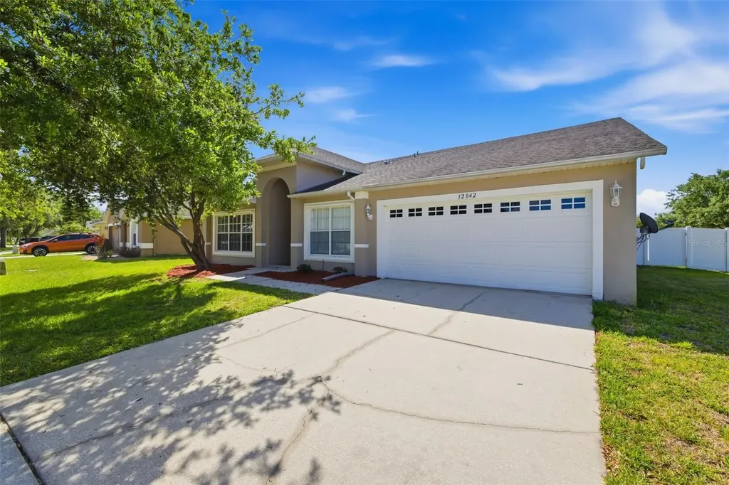 32042 Cypress Valley Drive Wesley Chapel FL 33545