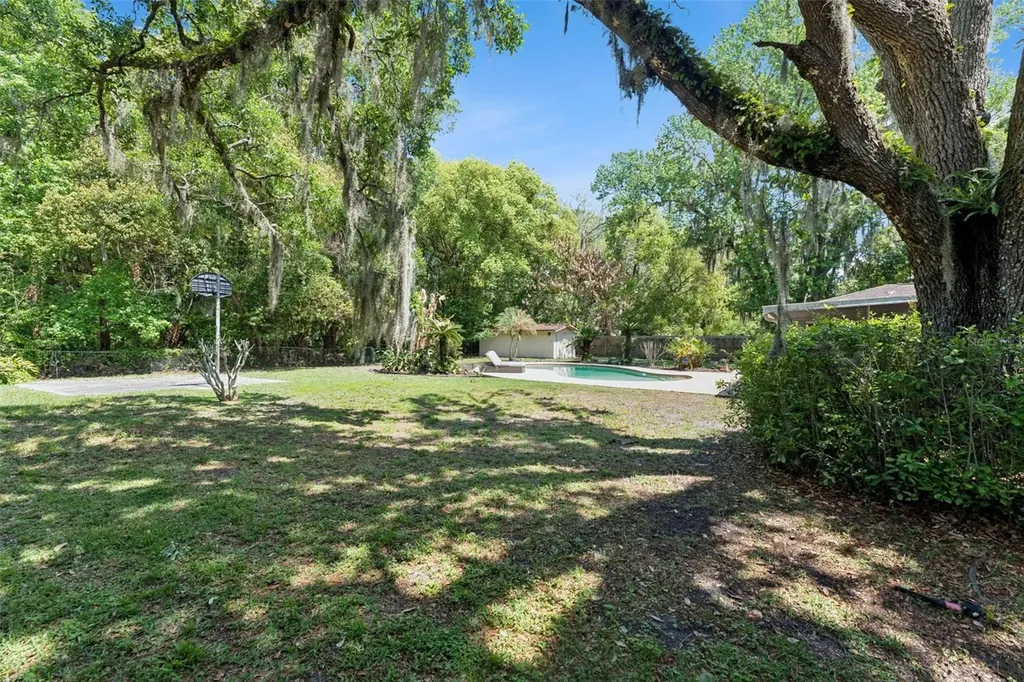 621 Little Wekiva Road Altamonte Springs FL 32714