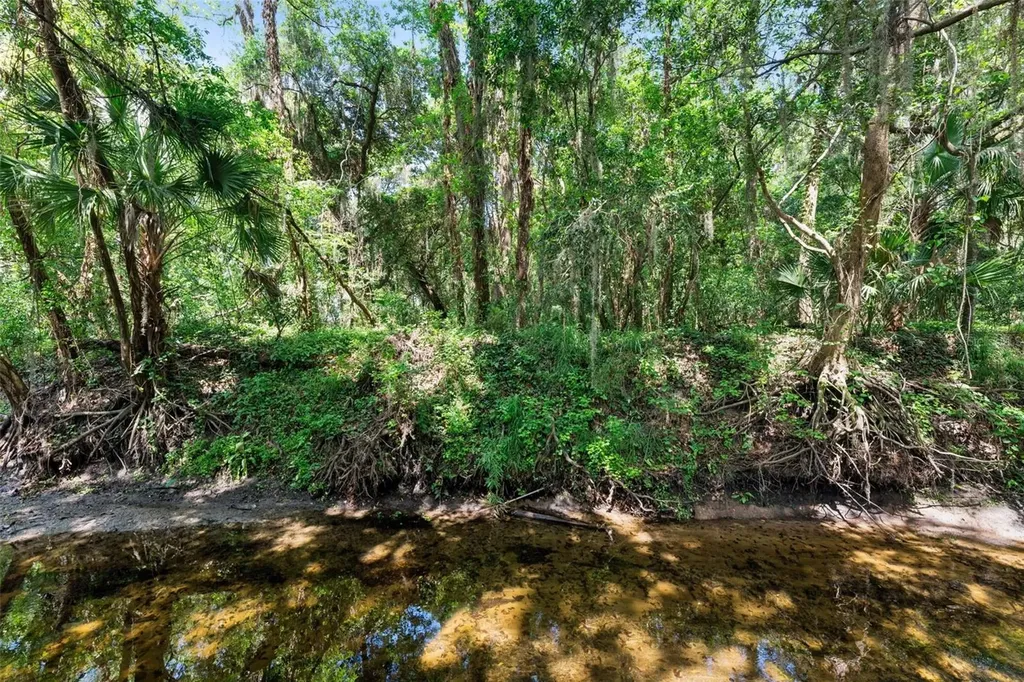 621 Little Wekiva Road Altamonte Springs FL 32714