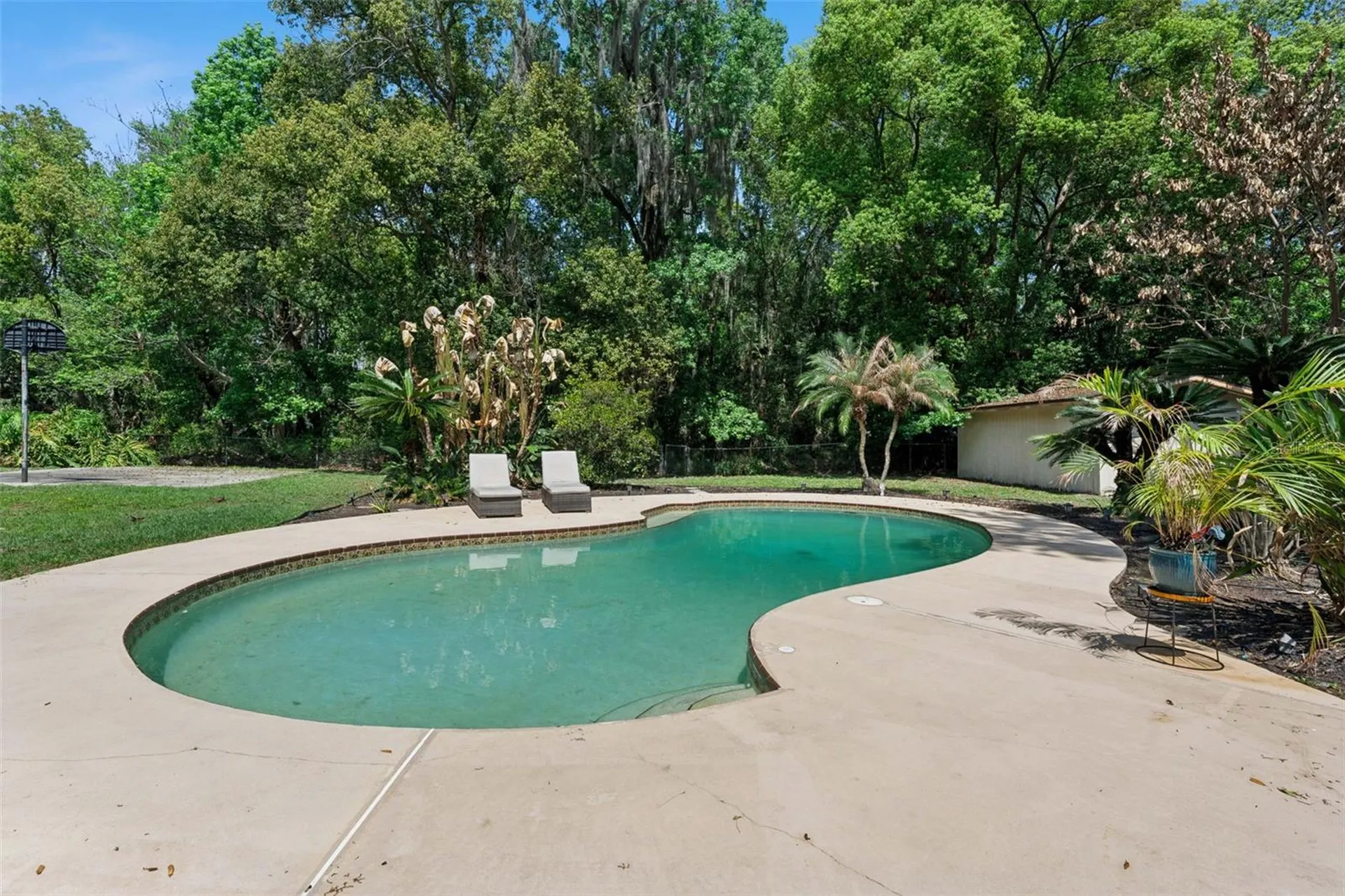 621 Little Wekiva Road Altamonte Springs FL 32714