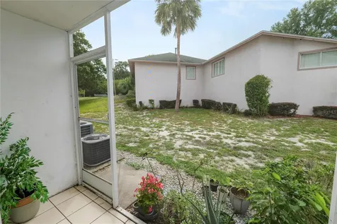 404 Country Lane NE Winter Haven FL 33881