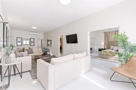 56 Calle F Krug Condado San Juan PR 00907
