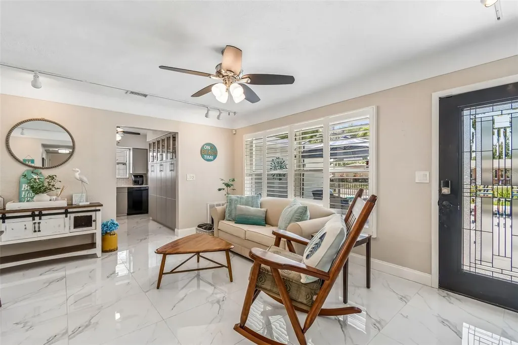6765 11th Avenue N St Petersburg FL 33710