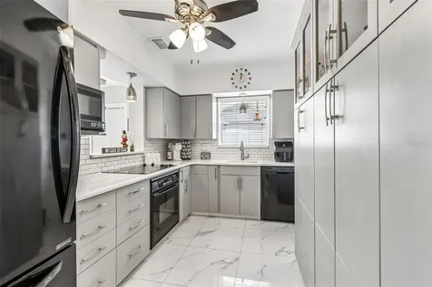 6765 11th Avenue N St Petersburg FL 33710