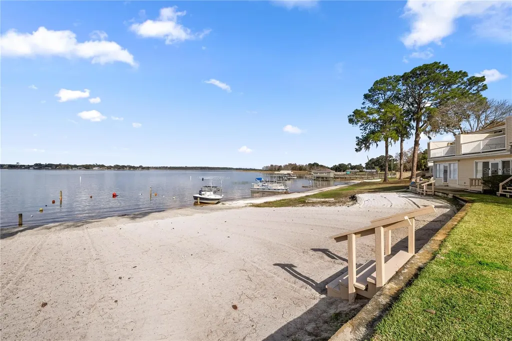 11001 SE Sunset Harbor Road Summerfield FL 34491