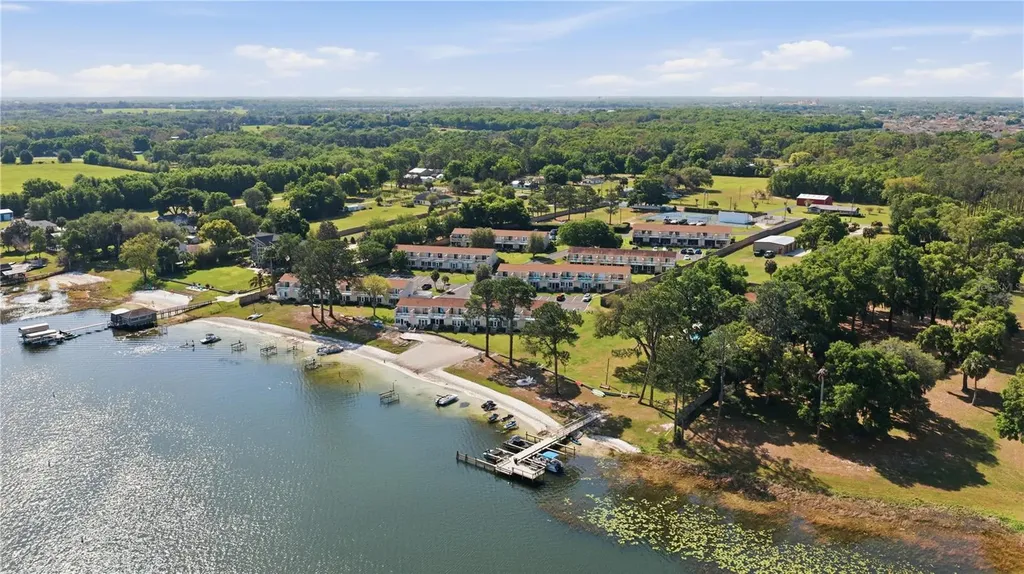 11001 SE Sunset Harbor Road Summerfield FL 34491