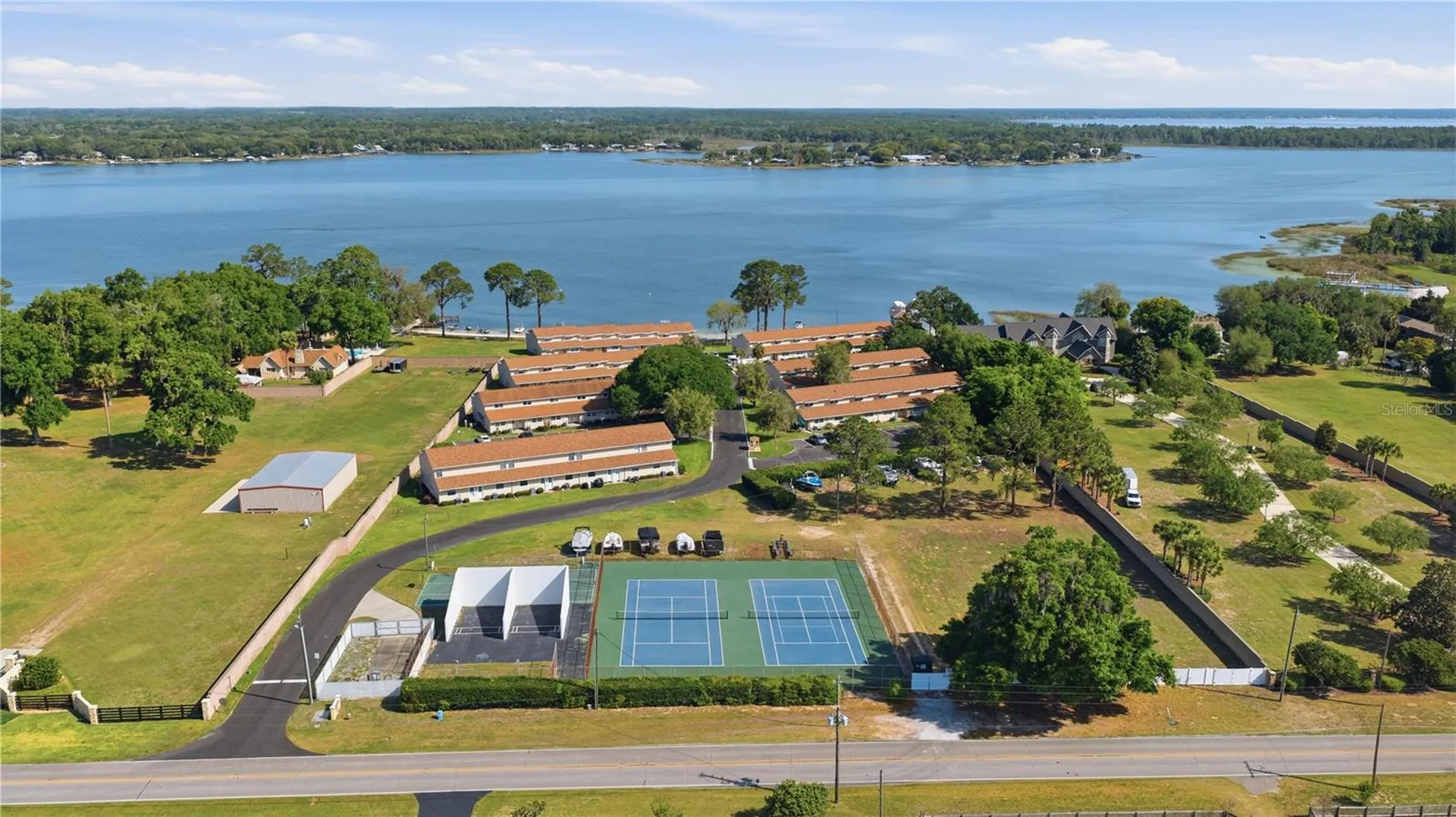 11001 SE Sunset Harbor Road Summerfield FL 34491