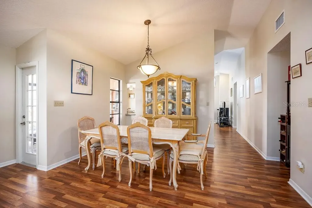 8701 Rose Pointe Court Orlando FL 32835
