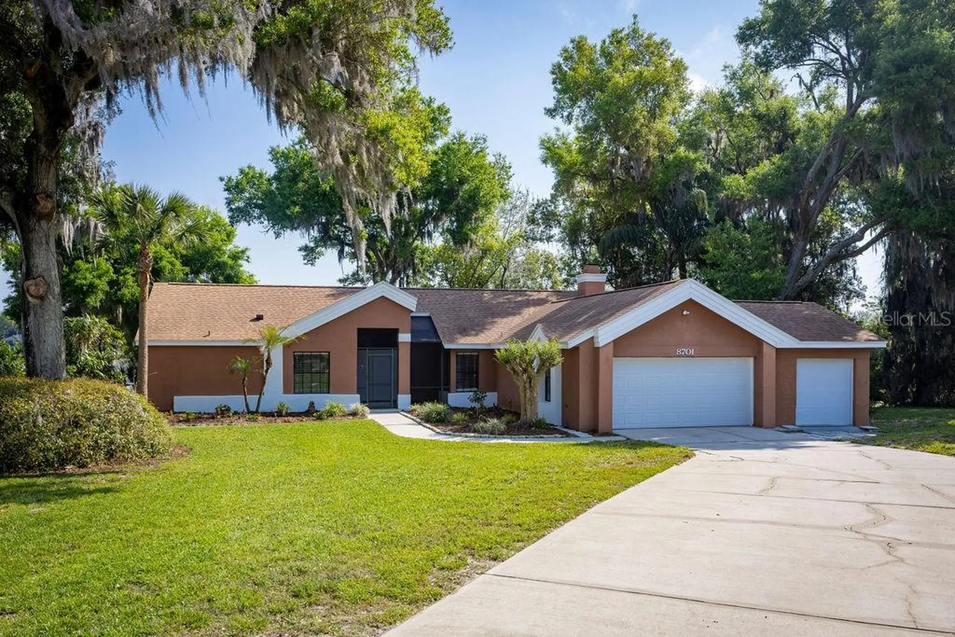 8701 Rose Pointe Court Orlando FL 32835