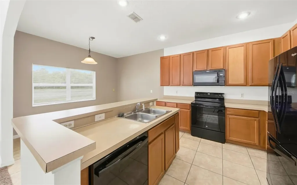 2838 Sweetspire Circle Kissimmee FL 34746