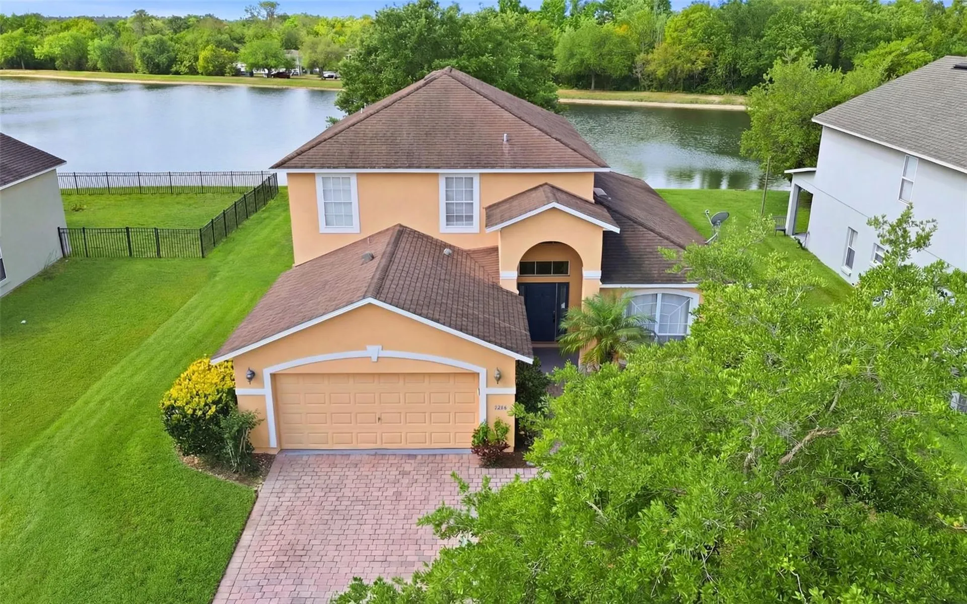 2838 Sweetspire Circle Kissimmee FL 34746
