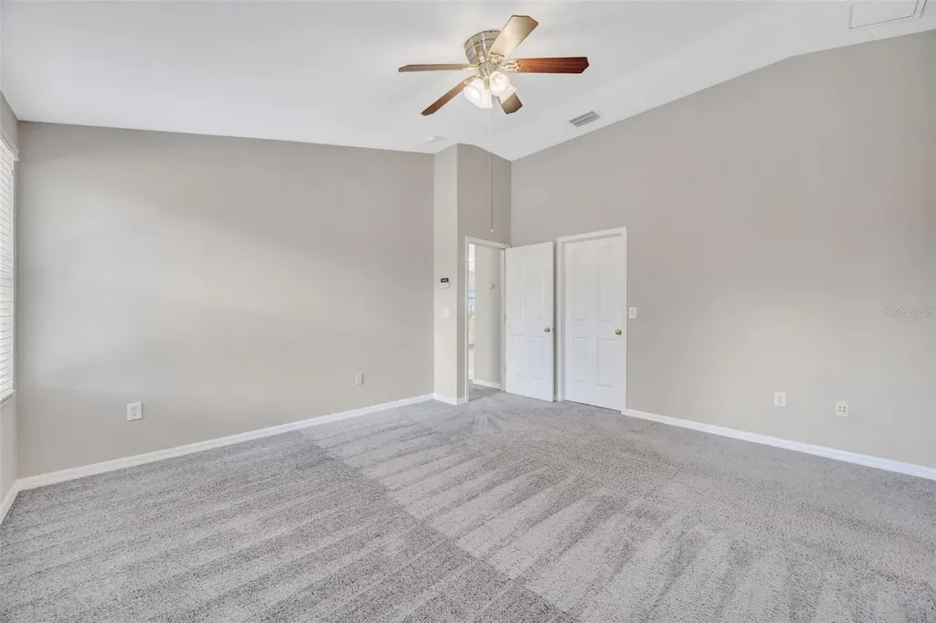 6337 Bridgecrest Drive Lithia FL 33547
