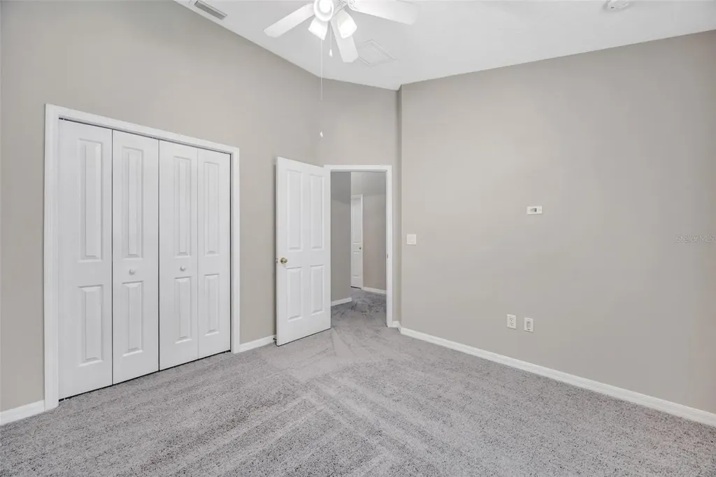 6337 Bridgecrest Drive Lithia FL 33547