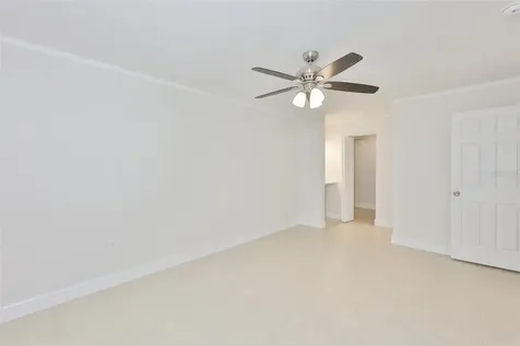 11502 7th Lane N St Petersburg FL 33716