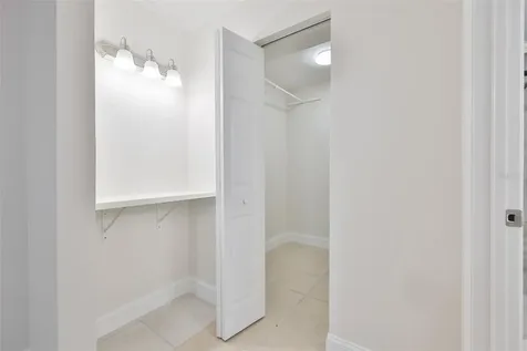 11502 7th Lane N St Petersburg FL 33716