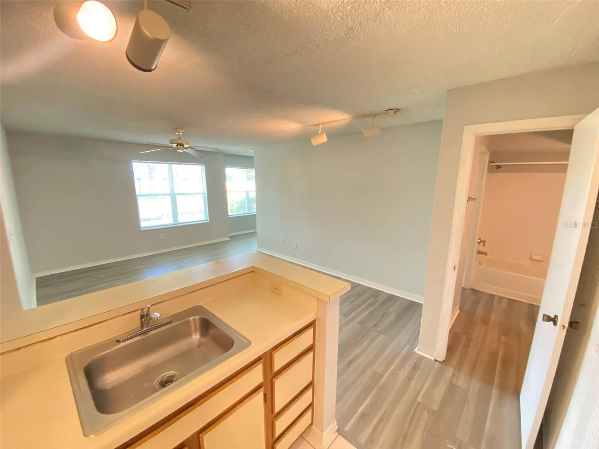5701 Gatlin Avenue Orlando FL 32822