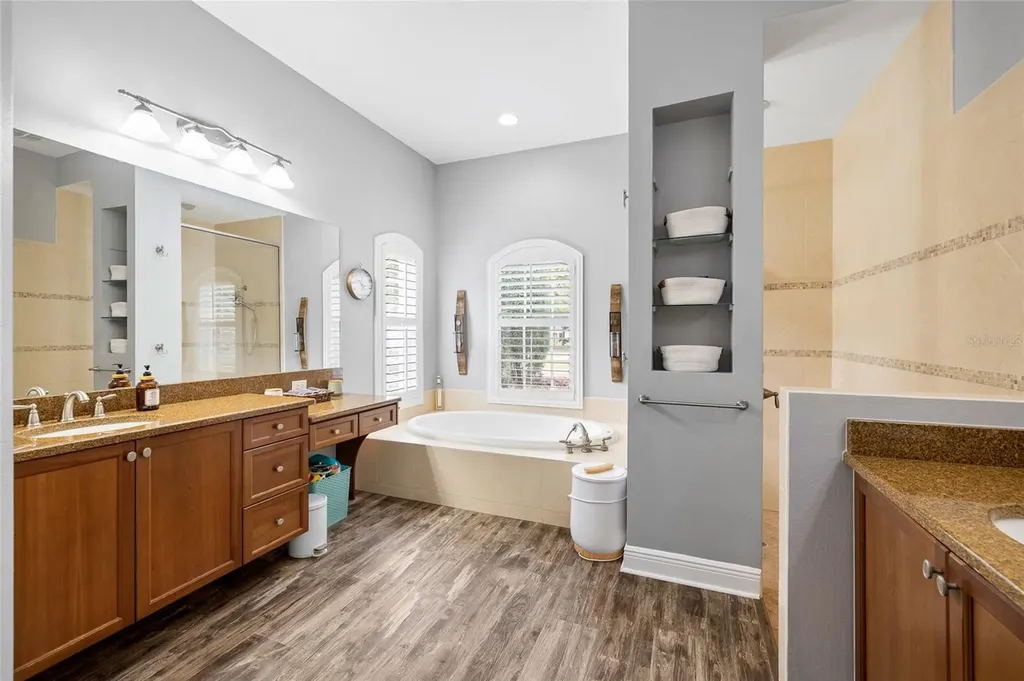 16109 Ternglade Drive Lithia FL 33547