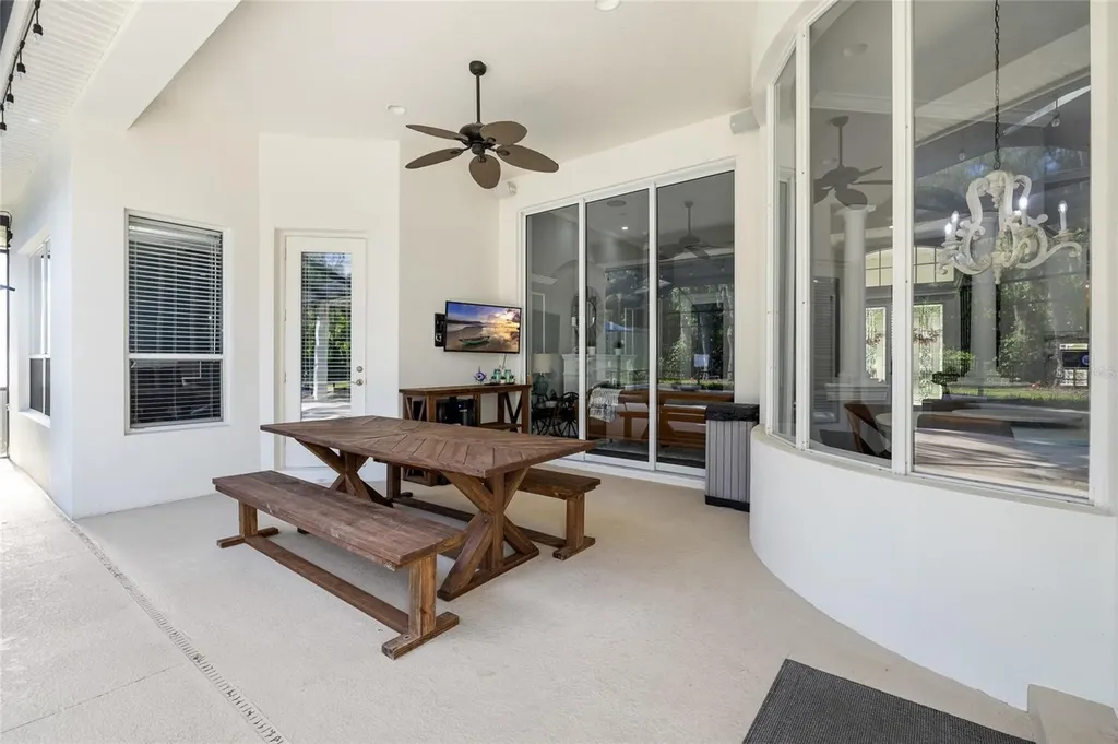 16109 Ternglade Drive Lithia FL 33547